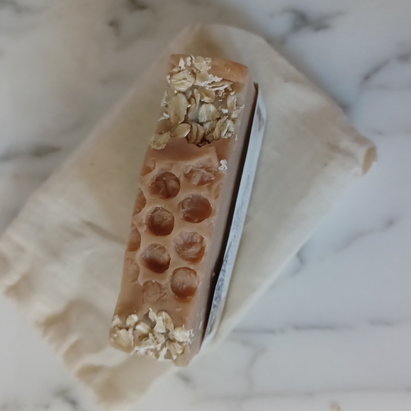 Oats & Honey Handcrafted Shea Butter Soap new with tags 5 oz Soap and Sunshine - Picture 11 of 14